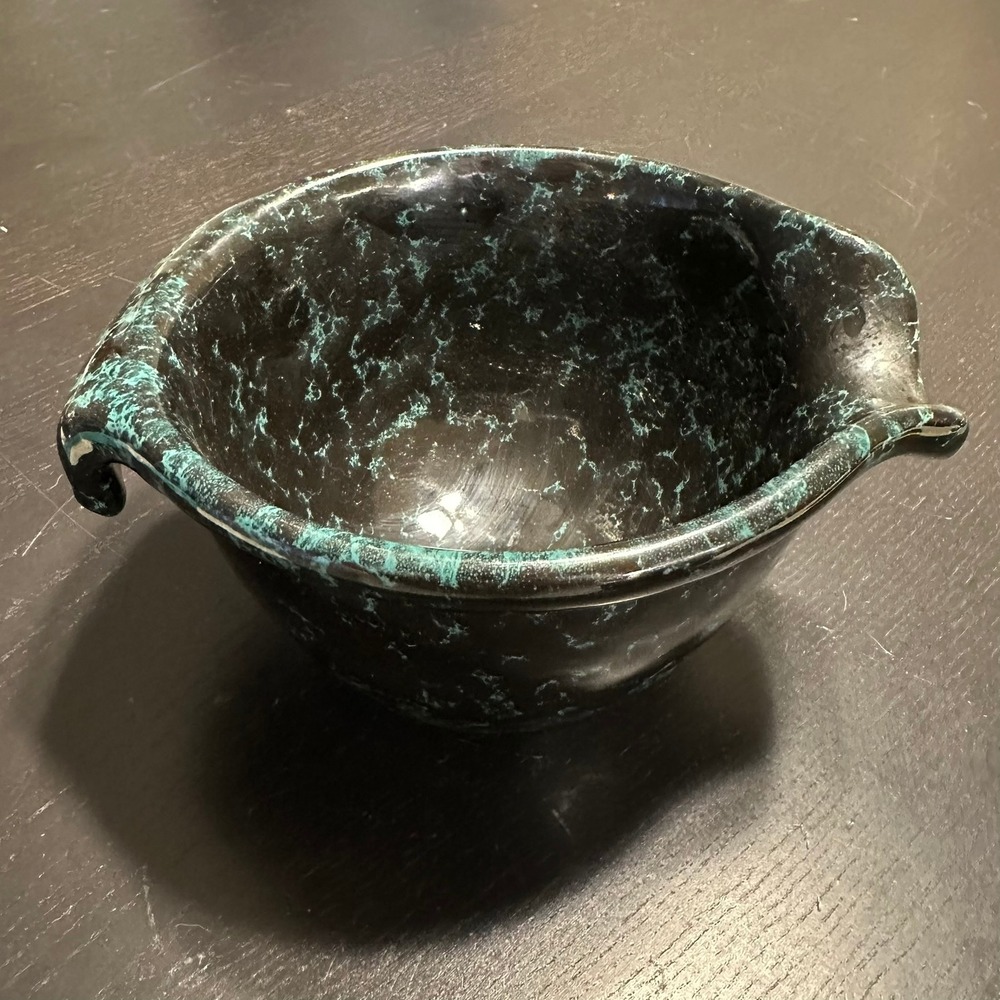 Bennington Potters 1880 Batter Bowl Turquoise Black Spatterware Glaze Stoneware